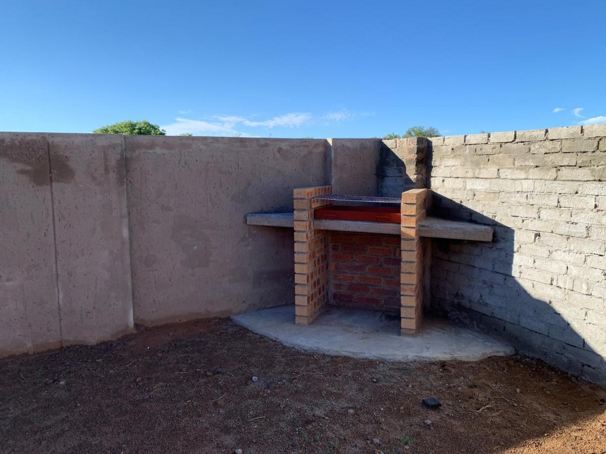 Elephant House, 2 Bedroom House, Next To Pilanesberg And Sun City Mogwase Bagian luar foto